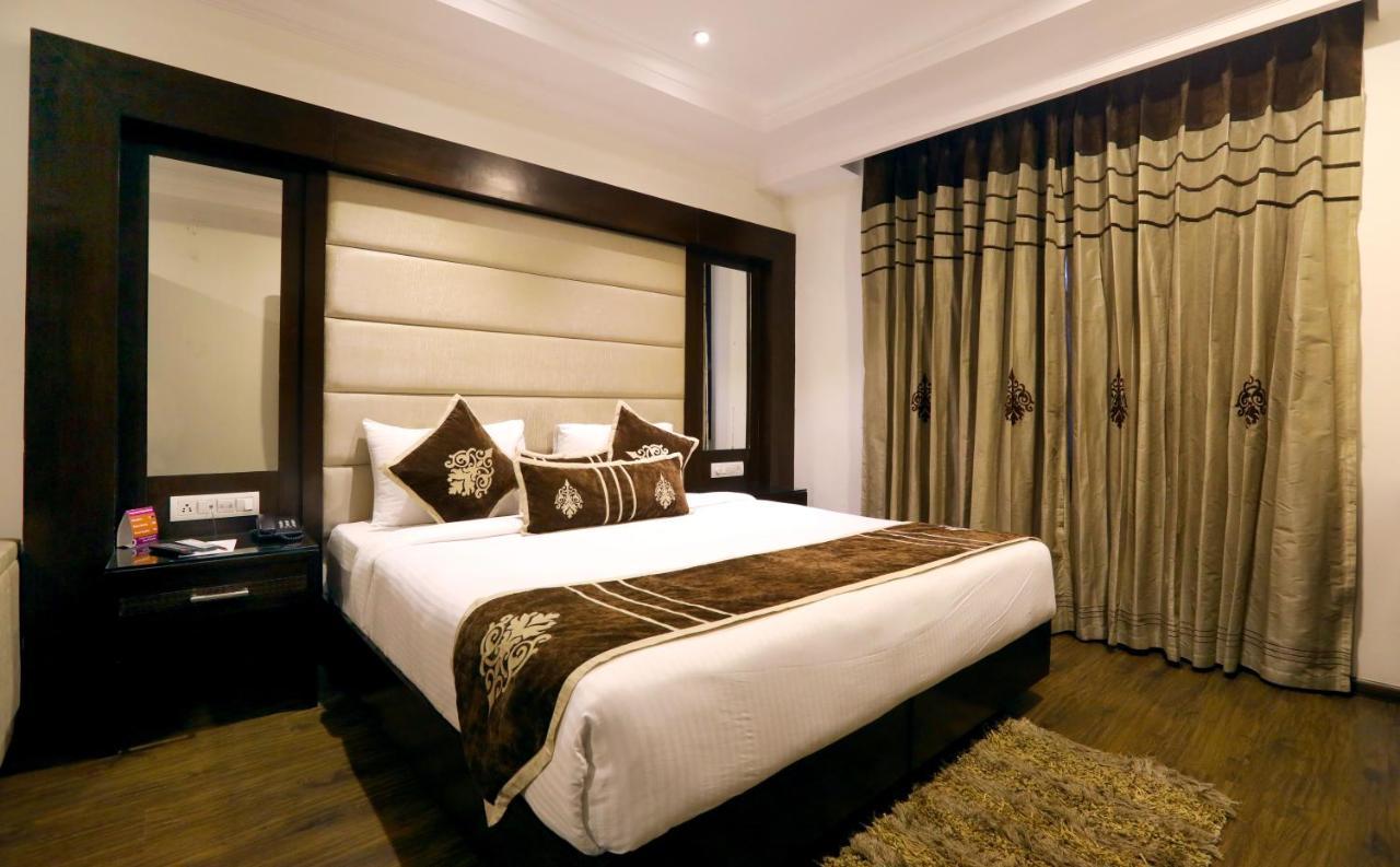Pitrashish Pride Igi Intl Airport Hotel 3*